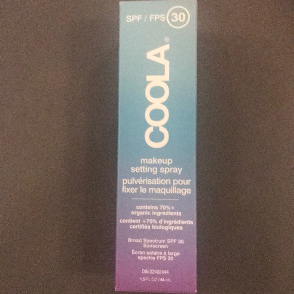 Makeup Bundle - Picture 5 of 7
